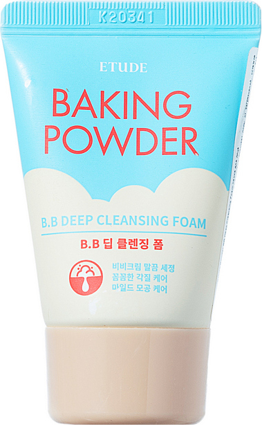 Очищающая пенка для лица с содой Baking Powder BB Deep Cleansing Foam